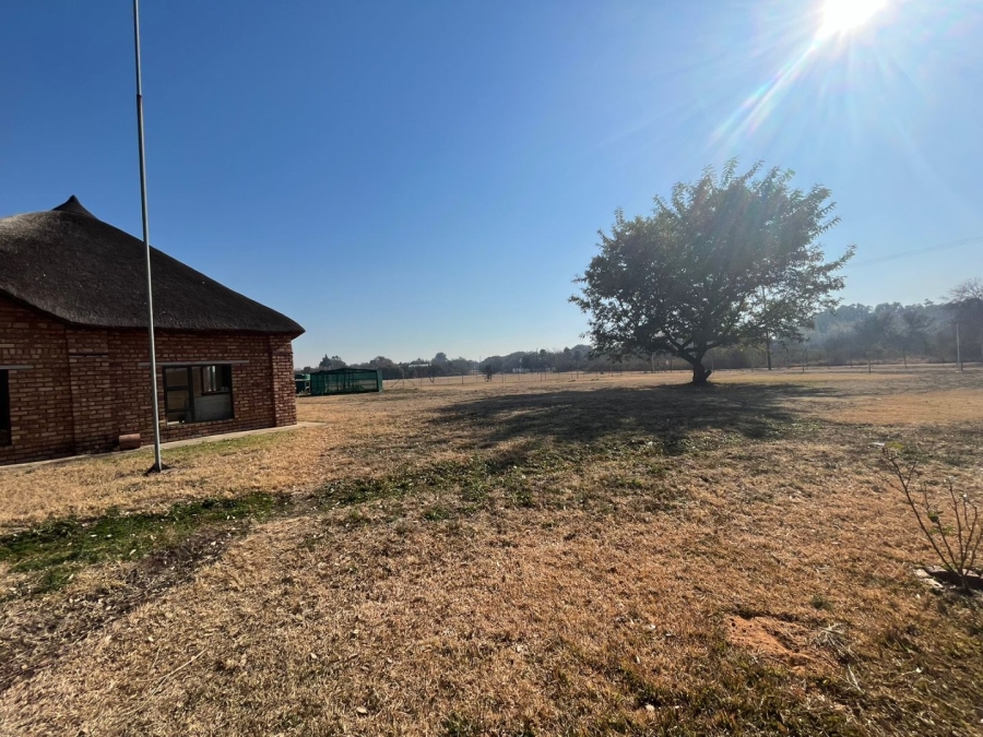  Bedroom Property for Sale in Onderstepoort Gauteng