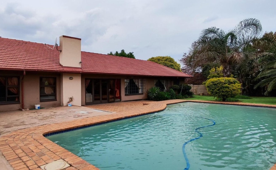 3 Bedroom Property for Sale in Albemarle Gauteng