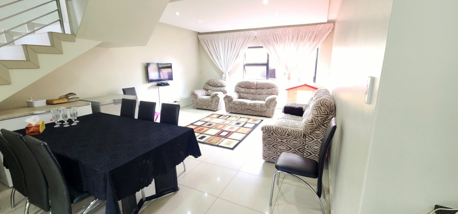 3 Bedroom Property for Sale in Raslouw Gardens Gauteng