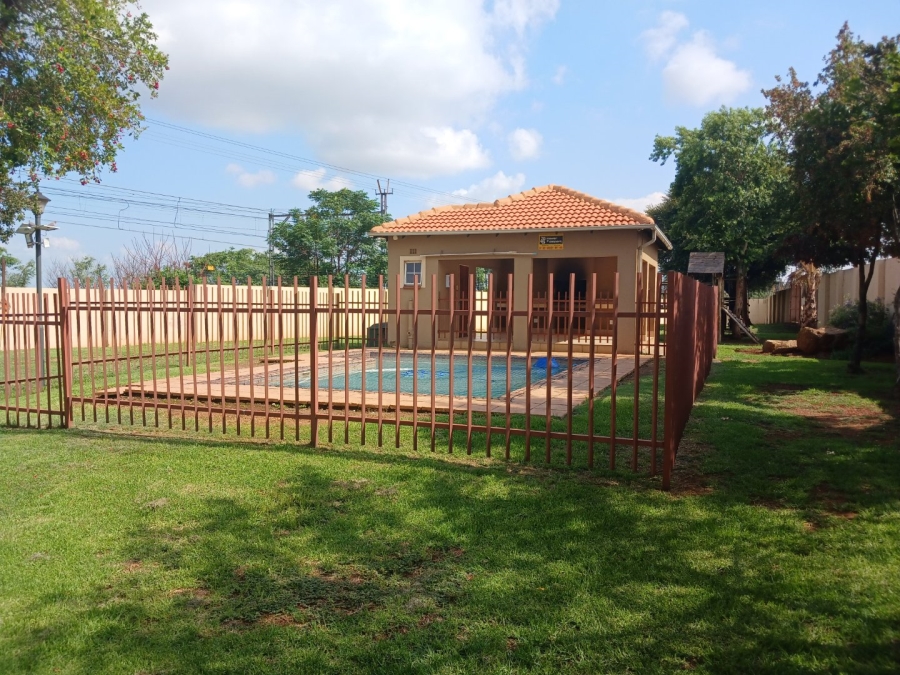2 Bedroom Property for Sale in Dinwiddie Gauteng