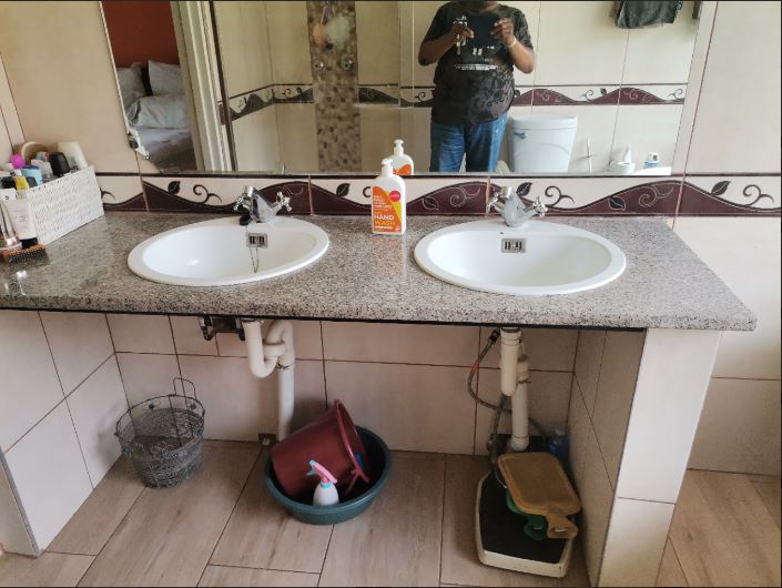 4 Bedroom Property for Sale in Glen Austin Gauteng