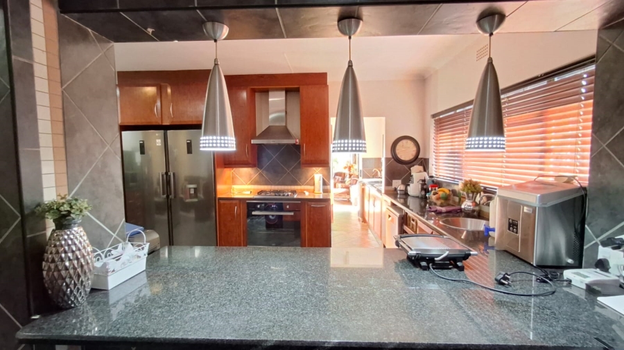 4 Bedroom Property for Sale in Wonderboom Gauteng