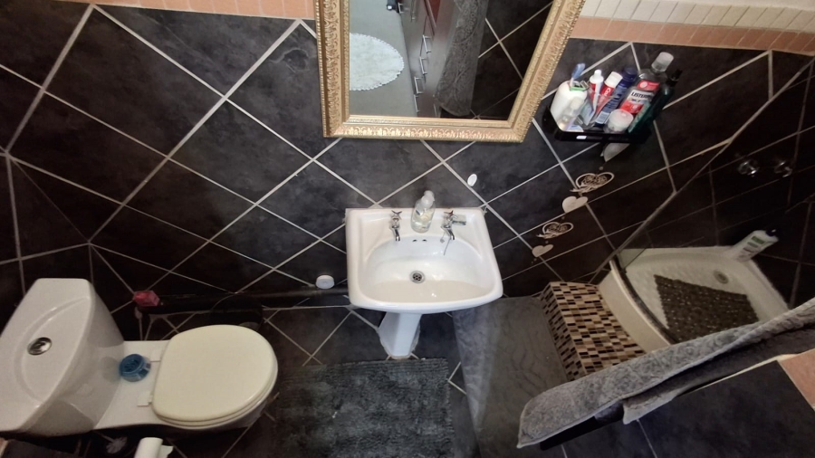 4 Bedroom Property for Sale in Wonderboom Gauteng
