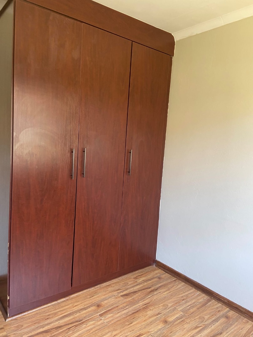To Let 2 Bedroom Property for Rent in Kosmosdal Gauteng