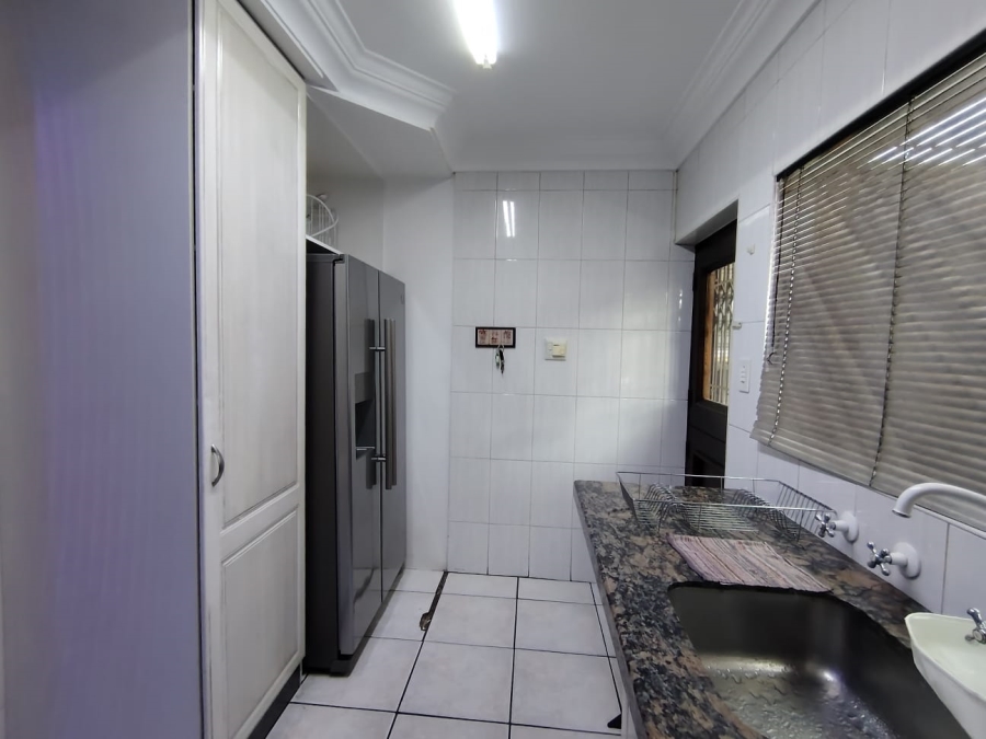 3 Bedroom Property for Sale in Bardene Gauteng