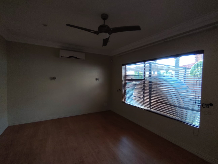 3 Bedroom Property for Sale in Bardene Gauteng