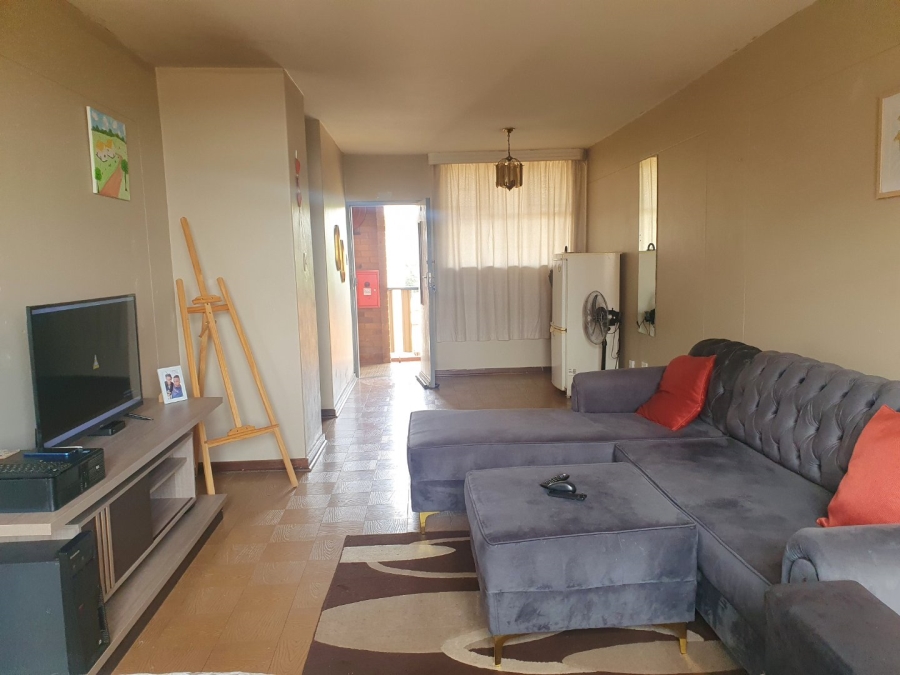 2 Bedroom Property for Sale in Weavind Park Gauteng