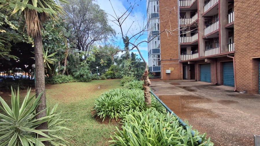2 Bedroom Property for Sale in Weavind Park Gauteng