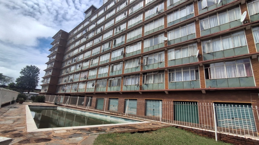 2 Bedroom Property for Sale in Weavind Park Gauteng