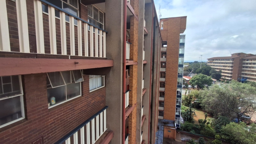 2 Bedroom Property for Sale in Weavind Park Gauteng