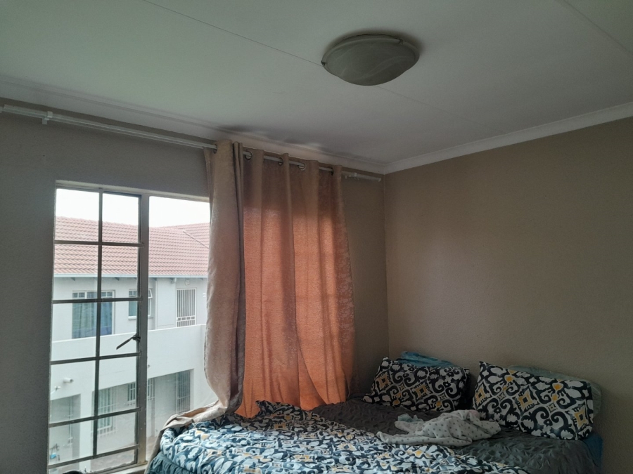 2 Bedroom Property for Sale in Edenvale Central Gauteng