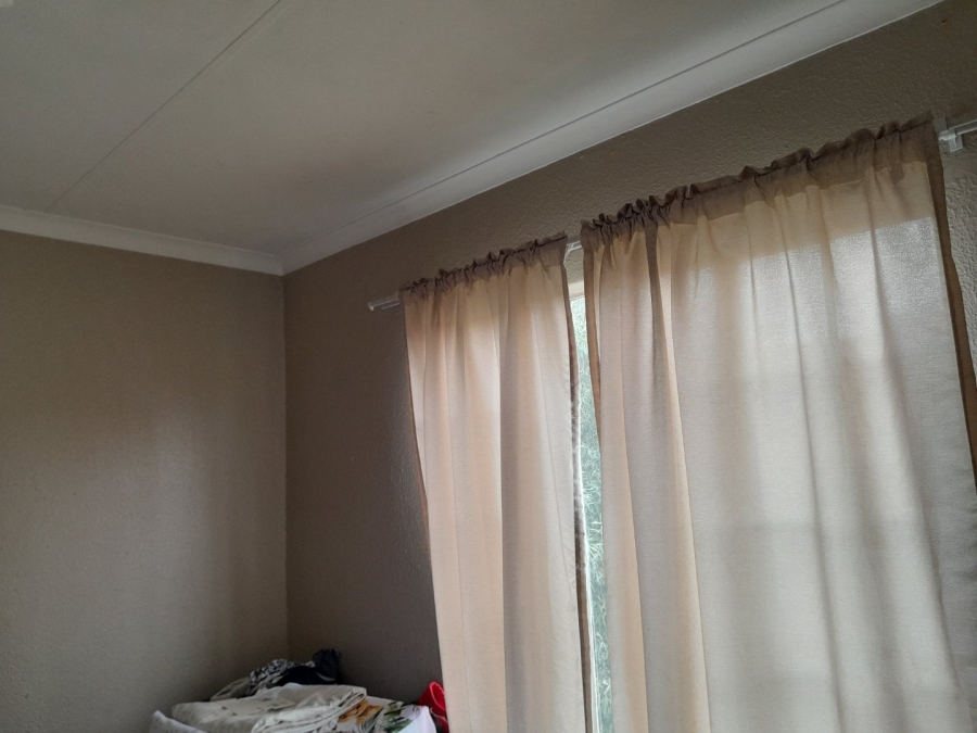 2 Bedroom Property for Sale in Edenvale Central Gauteng
