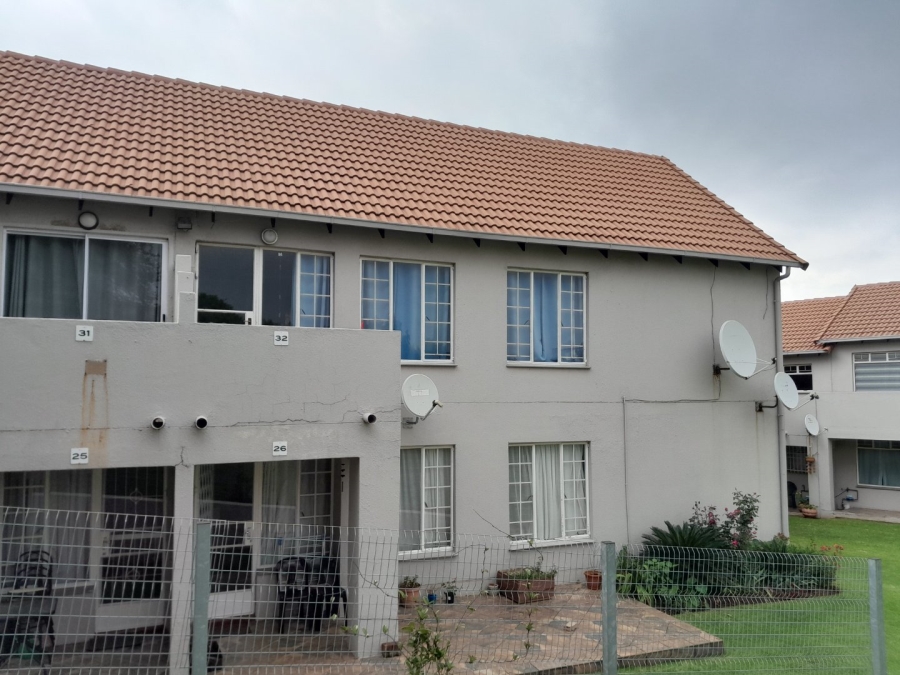 2 Bedroom Property for Sale in Edenvale Central Gauteng