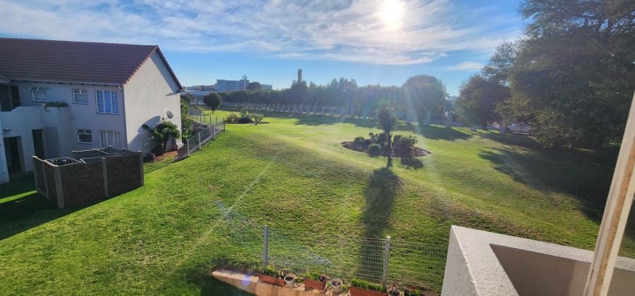 2 Bedroom Property for Sale in Edenvale Central Gauteng
