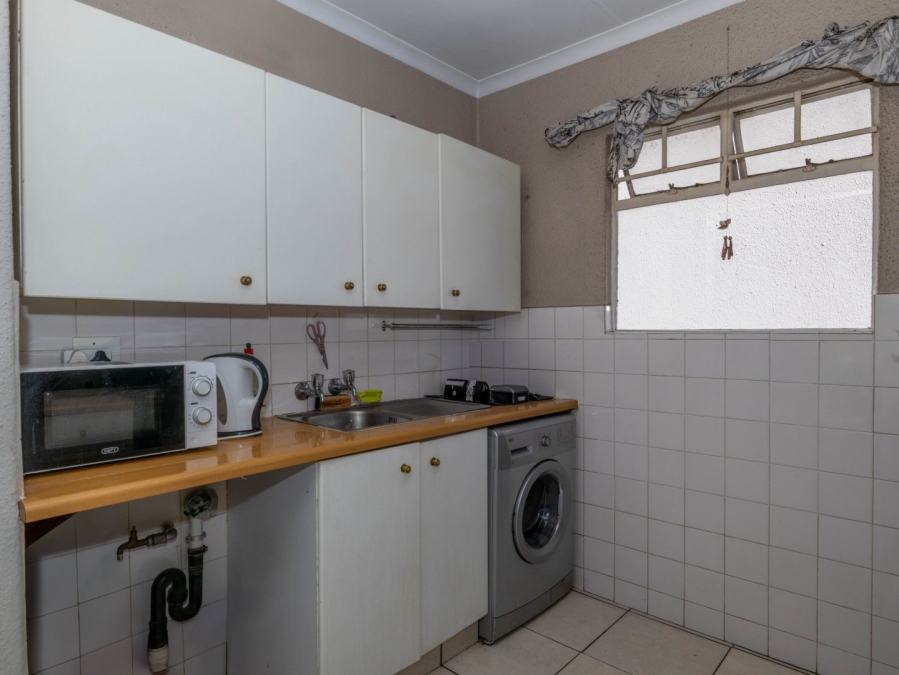 2 Bedroom Property for Sale in Edenvale Central Gauteng