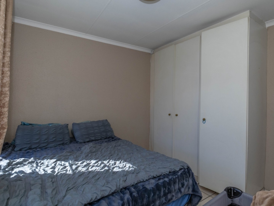 2 Bedroom Property for Sale in Edenvale Central Gauteng