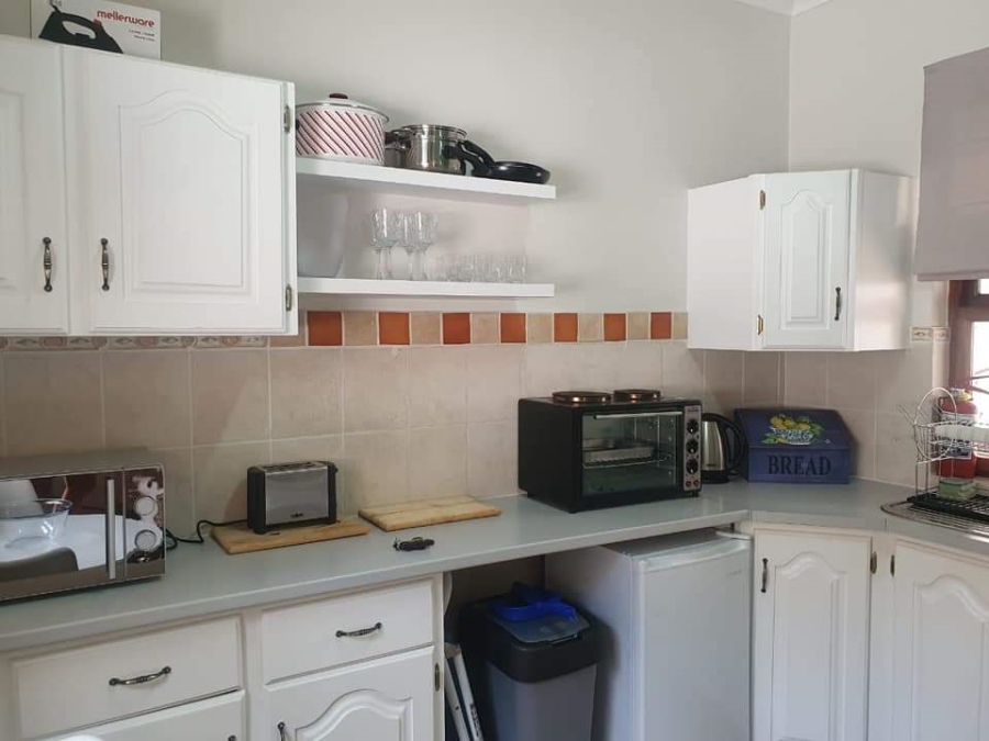 To Let 1 Bedroom Property for Rent in Atholl Gauteng