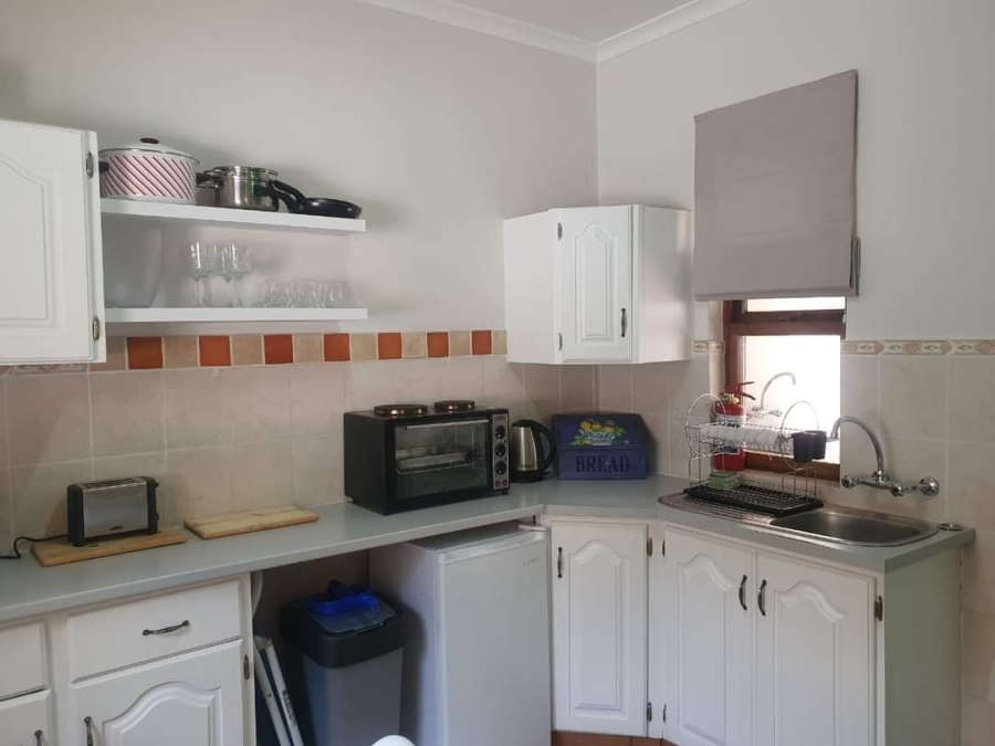 To Let 1 Bedroom Property for Rent in Atholl Gauteng