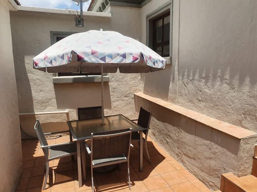 To Let 1 Bedroom Property for Rent in Atholl Gauteng