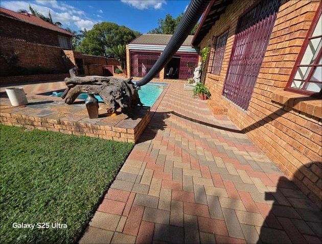 3 Bedroom Property for Sale in Ninapark Gauteng