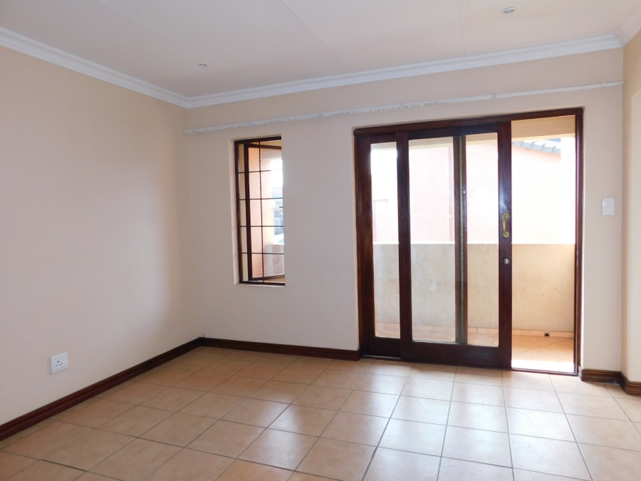 2 Bedroom Property for Sale in Montana Tuine Gauteng