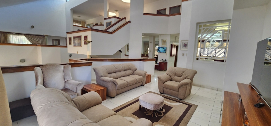 5 Bedroom Property for Sale in Claudius Gauteng
