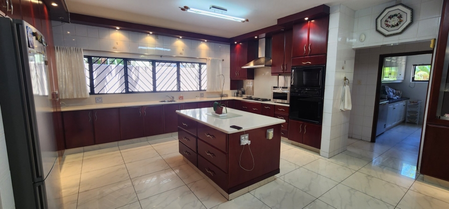 5 Bedroom Property for Sale in Claudius Gauteng