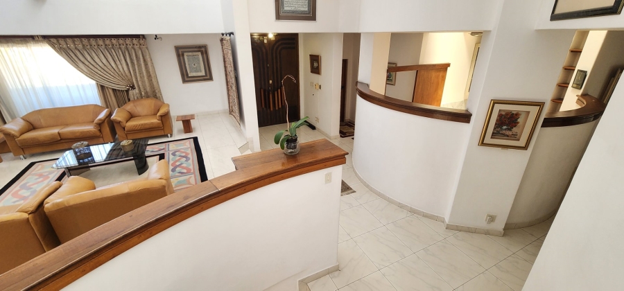 5 Bedroom Property for Sale in Claudius Gauteng