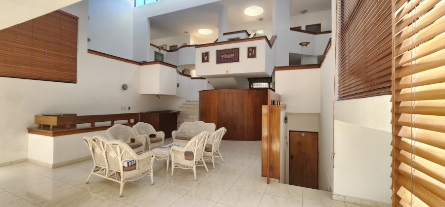 5 Bedroom Property for Sale in Claudius Gauteng