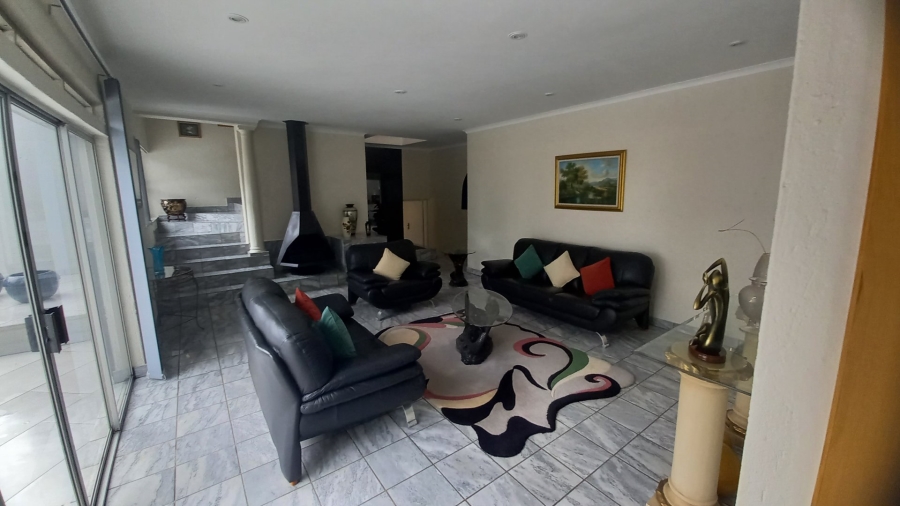 4 Bedroom Property for Sale in Bedfordview Gauteng