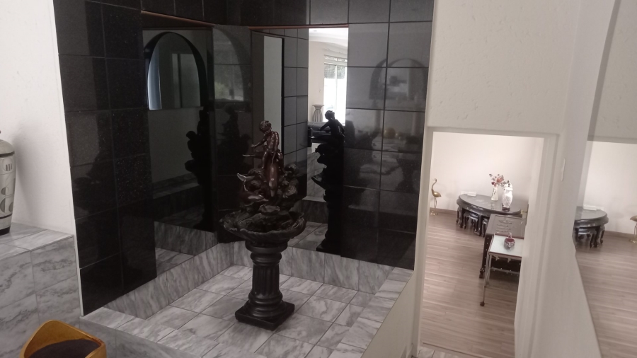 4 Bedroom Property for Sale in Bedfordview Gauteng