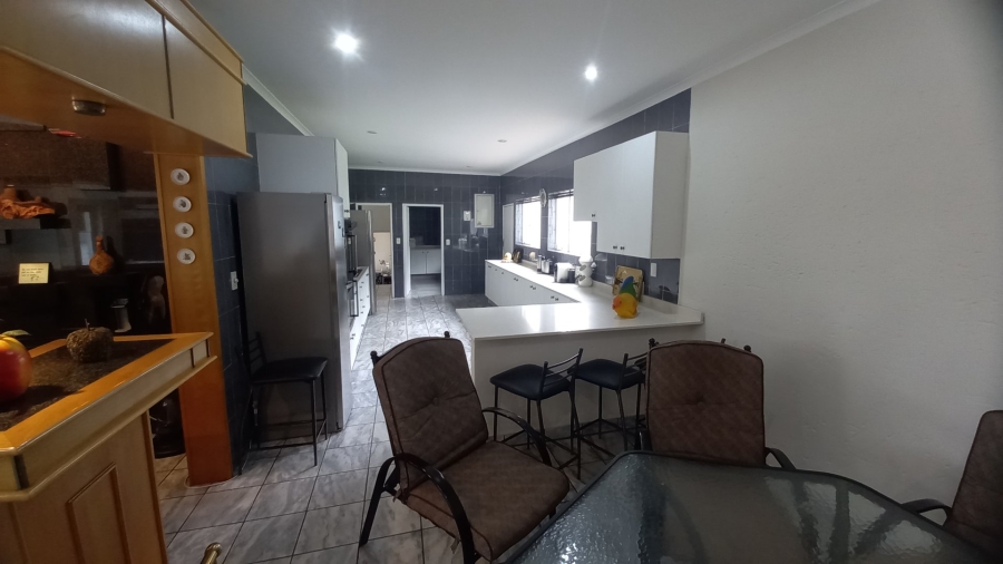 4 Bedroom Property for Sale in Bedfordview Gauteng
