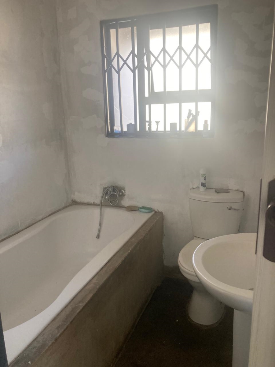 3 Bedroom Property for Sale in Tokoza Ext 5 Gauteng
