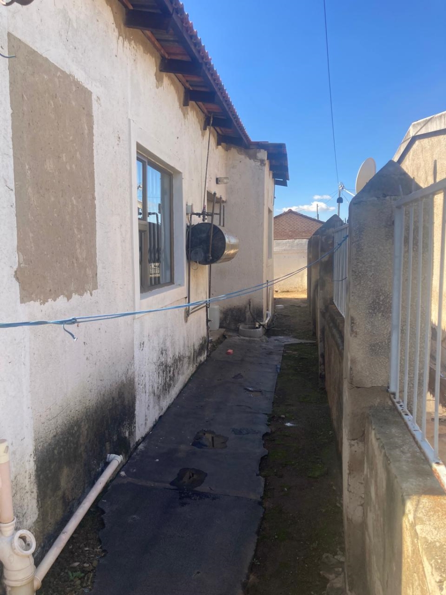 3 Bedroom Property for Sale in Tokoza Ext 5 Gauteng