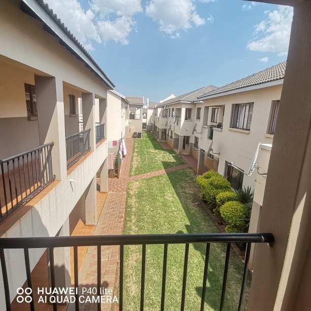 1 Bedroom Property for Sale in Hesteapark Gauteng