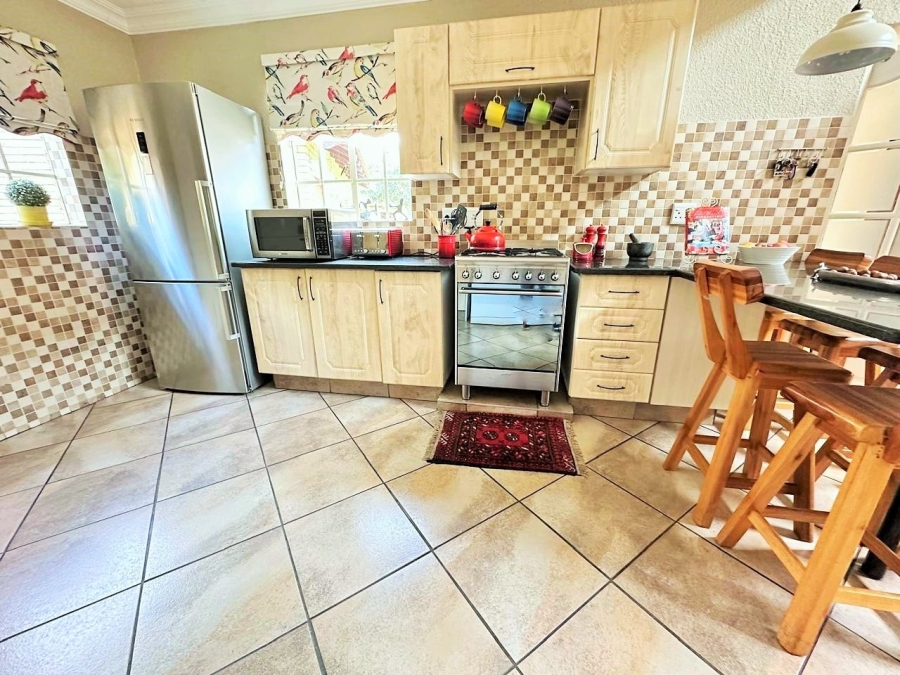 4 Bedroom Property for Sale in Clubview West Gauteng