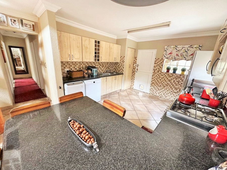 4 Bedroom Property for Sale in Clubview West Gauteng