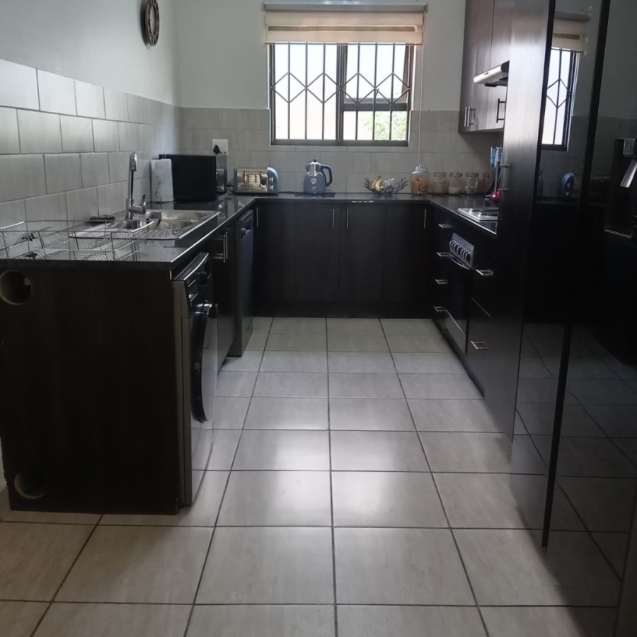 4 Bedroom Property for Sale in Noordwyk Gauteng