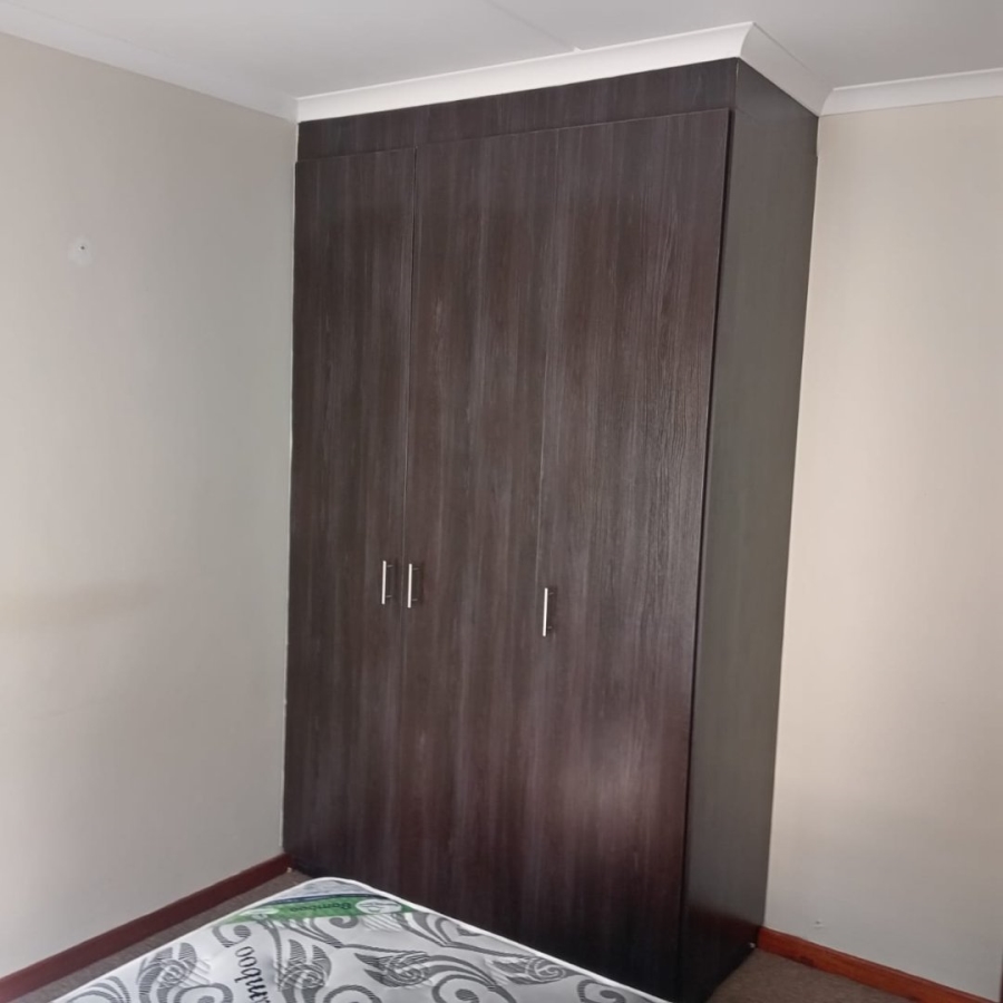4 Bedroom Property for Sale in Noordwyk Gauteng