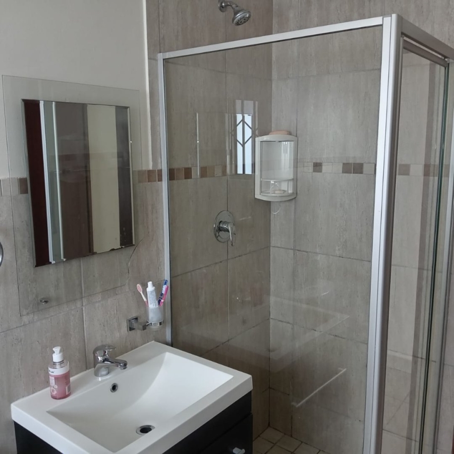 4 Bedroom Property for Sale in Noordwyk Gauteng