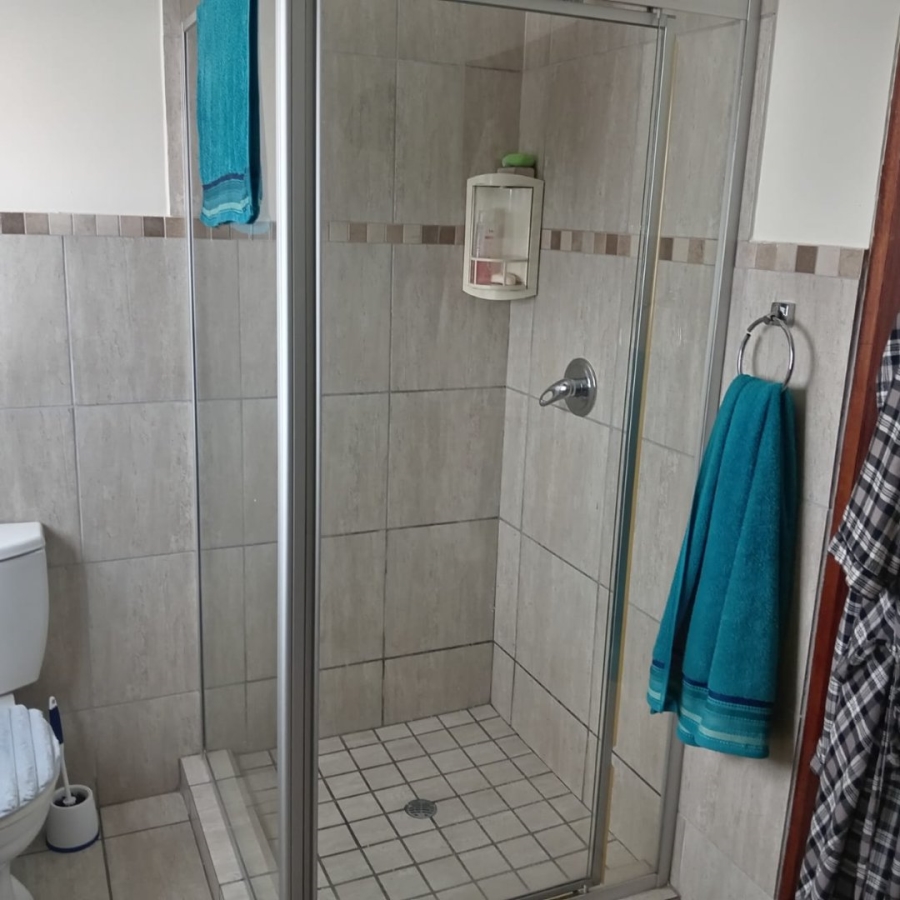 4 Bedroom Property for Sale in Noordwyk Gauteng