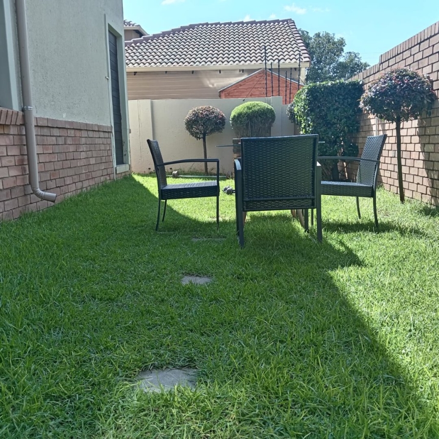 4 Bedroom Property for Sale in Noordwyk Gauteng