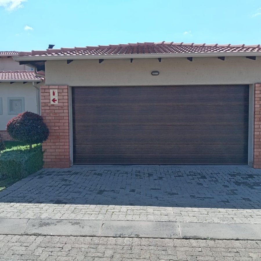 4 Bedroom Property for Sale in Noordwyk Gauteng