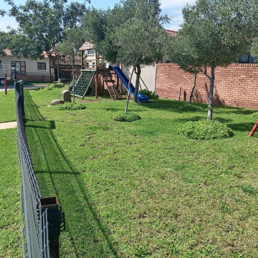 4 Bedroom Property for Sale in Noordwyk Gauteng