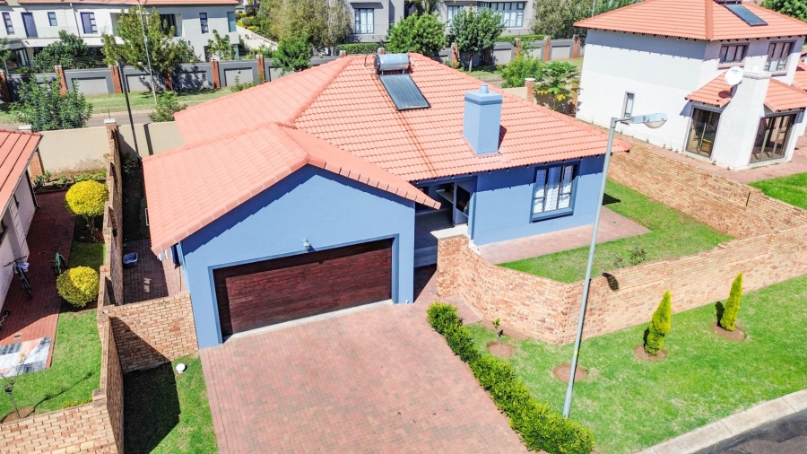 3 Bedroom Property for Sale in Sevilla Estate Gauteng