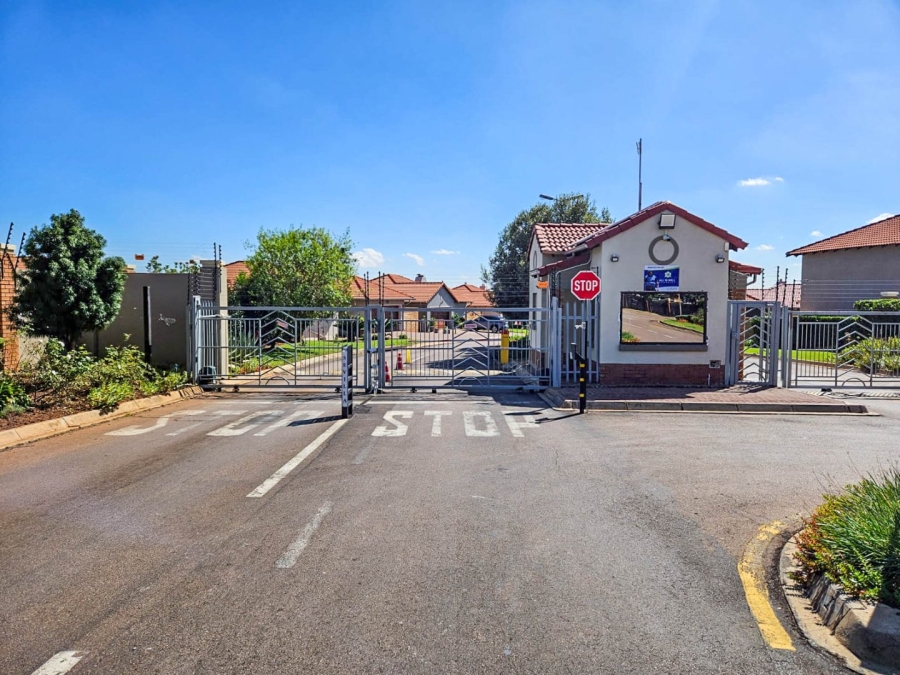 3 Bedroom Property for Sale in Sevilla Estate Gauteng