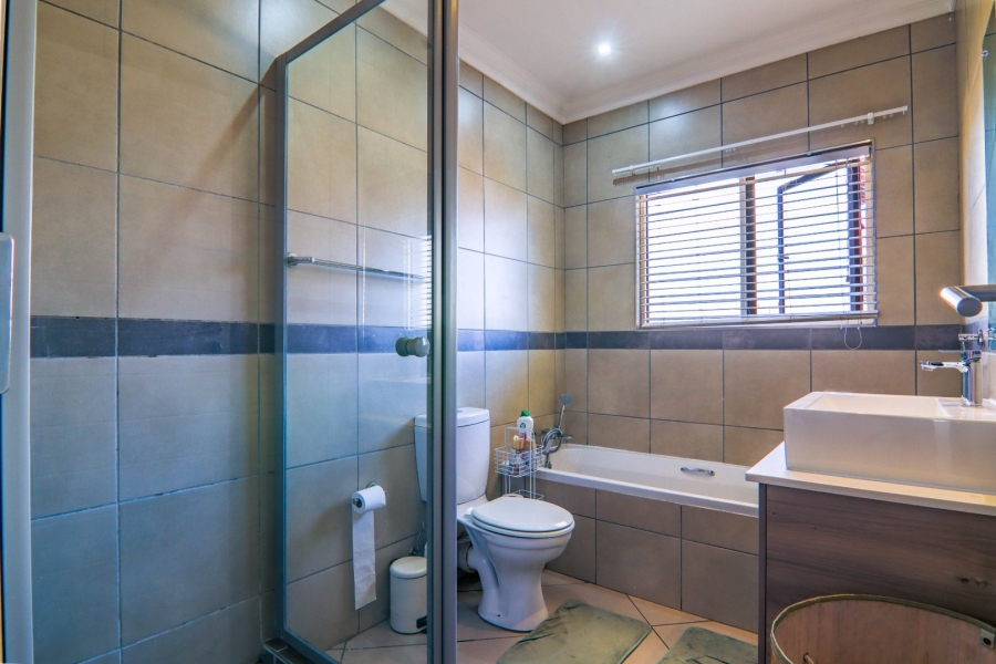 3 Bedroom Property for Sale in Sevilla Estate Gauteng
