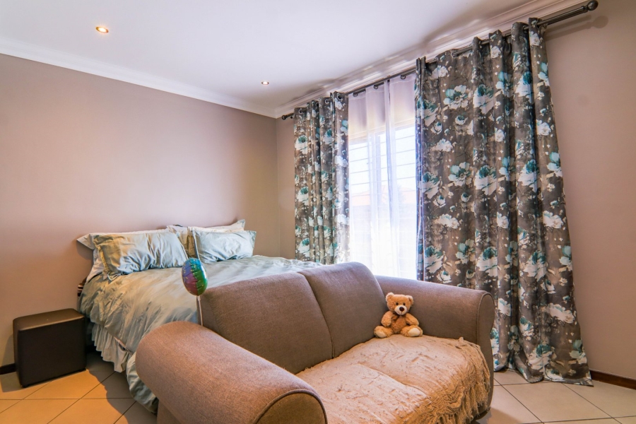 3 Bedroom Property for Sale in Sevilla Estate Gauteng
