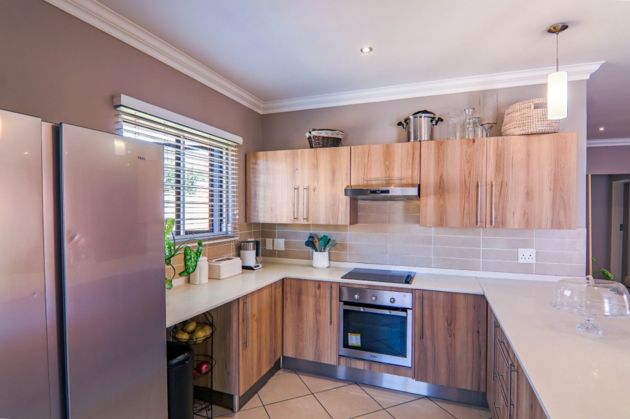 3 Bedroom Property for Sale in Sevilla Estate Gauteng