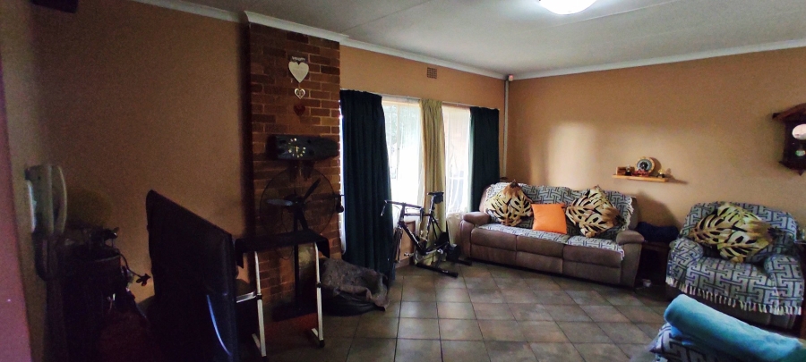 3 Bedroom Property for Sale in Vanderbijlpark SE 6 Gauteng